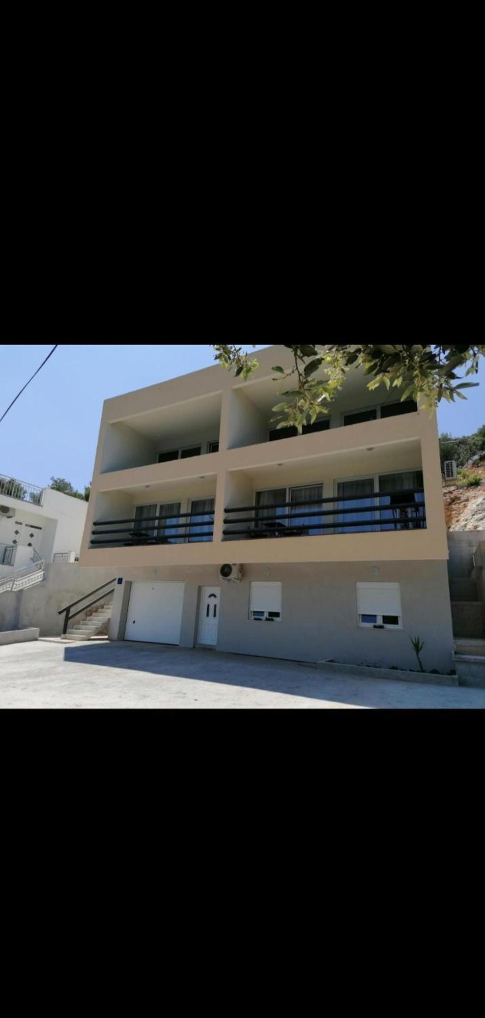 Apartment Bella 3